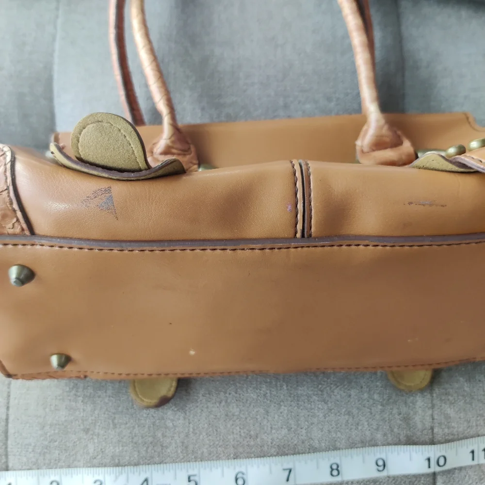 Mondani New York Buckle Flap satchel handbag